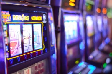 rupiah126 live blackjack dealer in professional studio environment